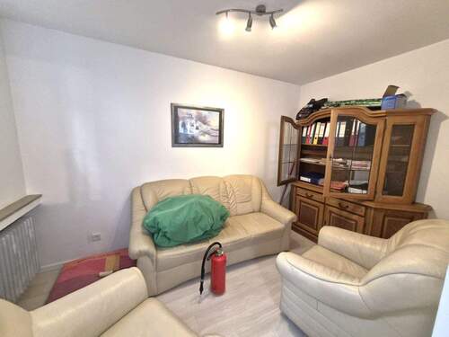 Nebengebäude links hinten - 