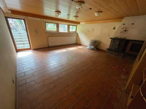 Kaminraum UG mit Terasseneinga - 