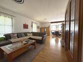 Wohnzimmer - 3 Zimmer Einfamilienhaus zum Kaufen in Aßling