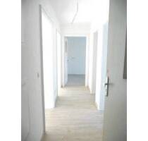 ** ERSTBEZUG nach Generalsanierung - 3-Zi-Altbauwohnung mit Balkon ** - Regensburg Kasernenviertel