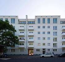 Direkt am Viktoriaparkt: 2-Zimmer-Investment, 2 Balkone, im szenigen Kreuzberg - provisionsfrei - Berlin