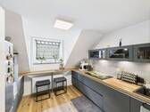 Küche - Exklusives Wohngefühl über Gelsenkirchen: Moderne Dachgeschosswohnung mit Stil