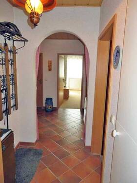 Wohnungseingang - 4 Zimmer Etagenwohnung zum Kaufen in Sulzbach-Rosenberg