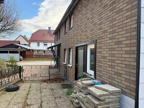 Hinteransicht - 6 Zimmer Einfamilienhaus in Beverungen