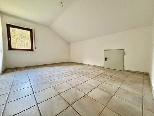 Schlafzimmer - 2 Zimmer Etagenwohnung in Glonn