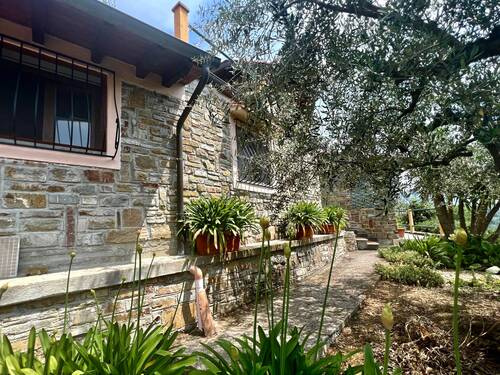 AP915_04 TERRA ITALIA IMMOBILIEN_LIGURIEN_APRICALE - Einfamilienhaus mit 97,00 m&sup2; in Apricale zum Kaufen