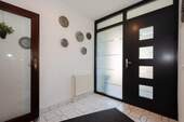 Haustür innen - 4 Zimmer Doppelhaushälfte in Hattingen