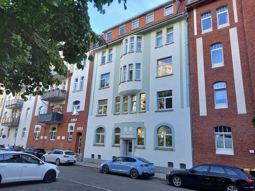Straßenansicht - Sofortige Selbstnutzung möglich! Erfurt Altstadtnah: 3ZKB in der 1. Etage