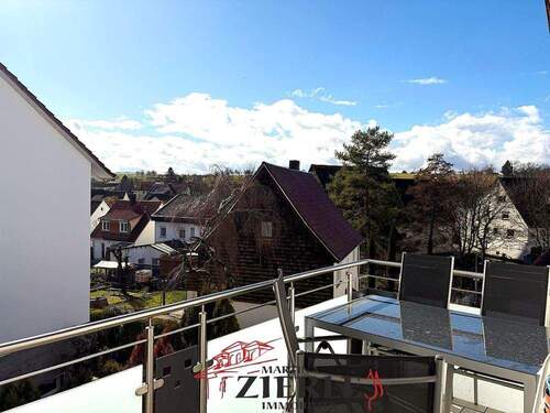 4-Balkon Aussicht - Etagenwohnung mit 83,00 m² in Göppingen / Holzheim zum Kaufen