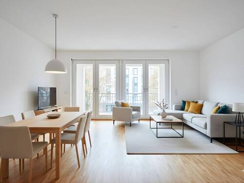 Wohn- und Esszimmer (Einrichtungsbeispiel) - 