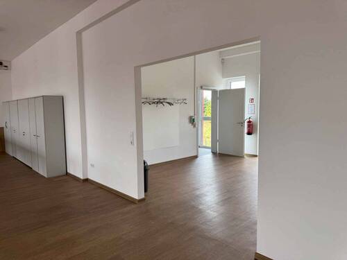 IMG_0138.jpg - Büro mit 150,00 m&sup2; in Schauenburg zur Miete