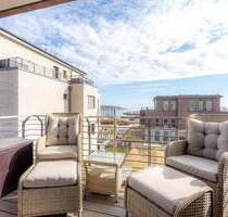 Neuwertige 3-Zimmer-Wohnung mit Meerblick am Yachthafen - TG-Stellplatz & Wallbox - Neustadt in Holstein