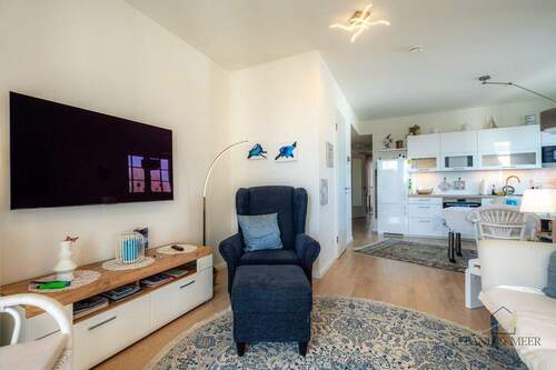 Wohnzimmer - 3 Zimmer Etagenwohnung zum Kaufen in Neustadt in Holstein