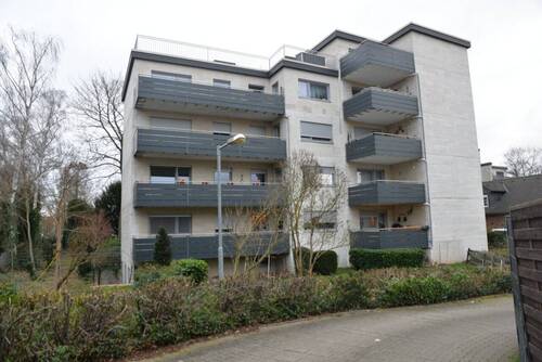 Außenansicht - 4 Zimmer EG Wohnung zu Verkaufen in Bergheim Zieverich
