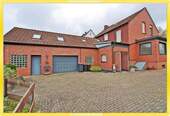 Bergkamen_ Gepflegtes Haus mit - 360 Gard: Top- gepflegtes Haus mit Einliegerwohnung und großem Grundstück.