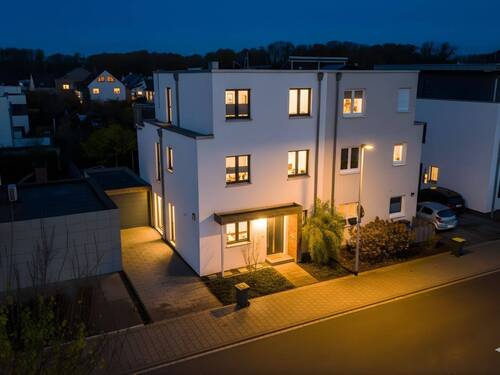 Ansicht (bei Nacht) - 