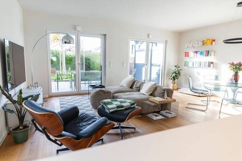 Geräumiges Wohnzimmer - 5 Zimmer Doppelhaushälfte in Korschenbroich