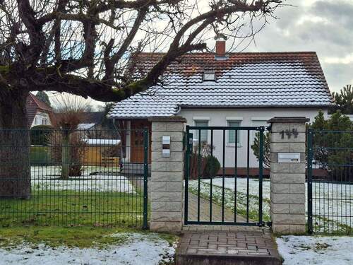 Zugang Grundstück.jpg - Einfamilienhaus mit großem Grundstück