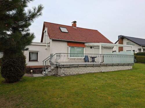 Rückseite mit Terrasse - B.jpg - 