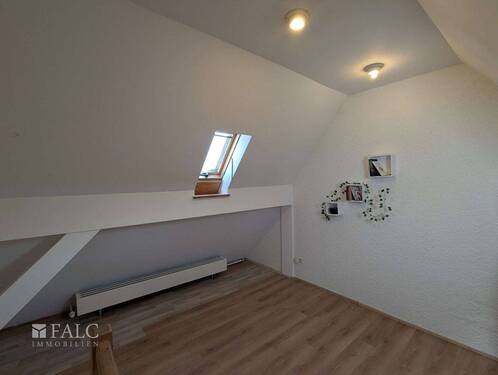 Wohnung I DG Büro I - 