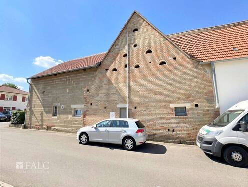 Seitenansicht Scheune - (KI generiert) - 