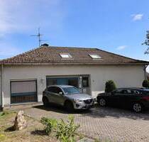 Dachgeschosswohnung mit Balkon und Einbauküche in Bad Laer
