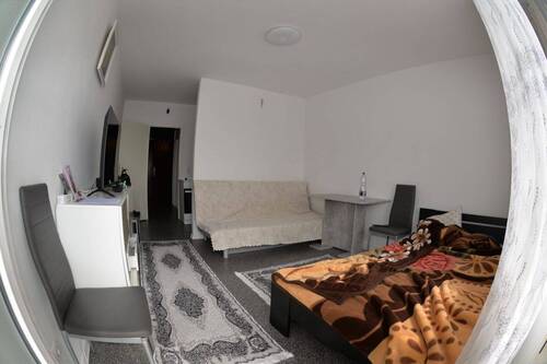 Wohnzimmer - 1 Zimmer Etagenwohnung zum Kaufen in Köln