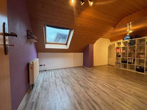 Teilansicht vom Arbeitszimmer - 
