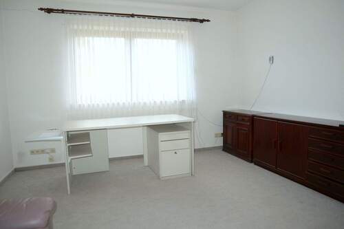 Mögliches Kinderzimmer / Büro - 