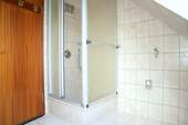 ... mit Dusche - 