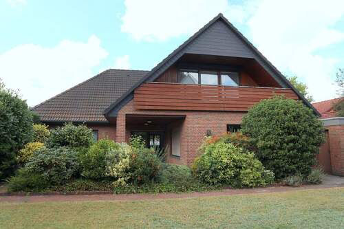 EFH mit Einliegerwhg. - 6 Zimmer Einfamilienhaus zum Kaufen in Delmenhorst