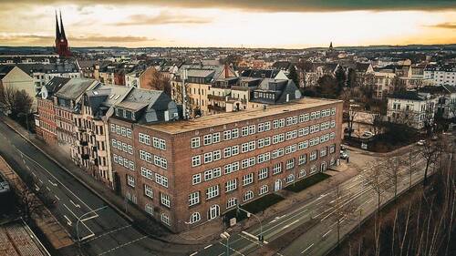 Luftbild - Moderne Büroflächen im Chemnitzer Stadtzentrum