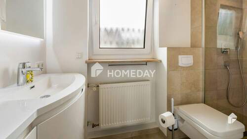 1. OG Badezimmer 1 - 