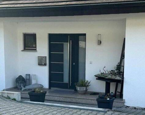 Hauseingang - 8 Zimmer Einfamilienhaus in Gernsbach