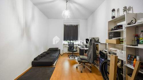 Wohnzimmer 1 - 2 Zimmer Etagenwohnung in Dresden