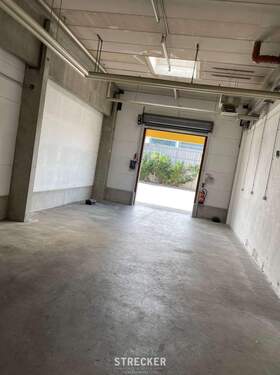 Hallentor - Halle in Karlsruhe