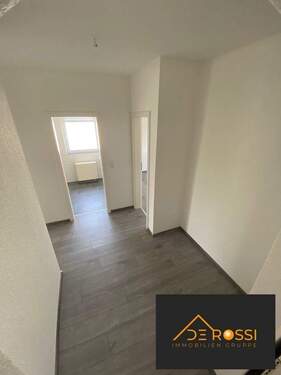 zweiter_Flur - Etagenwohnung mit 86,00 m&sup2; in Nürnberg zur Miete