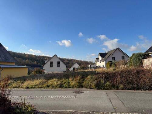 Zufahrt und Zugang von Ost - Grundstück zum Kaufen in Dürrröhrsdorf-Dittersbach