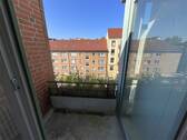 Balkon Straßenseite - 