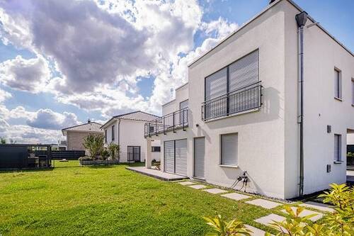 Bild 2 - 4 Zimmer Einfamilienhaus zur Miete in Berlin