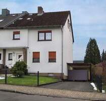 Provisionsfrei - Geräumiges Einfamilienhaus - Ruhiges Wohnen in Niestetal-H.