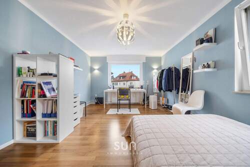 GEMÜTLICHES SCHLAFZIMMER - 