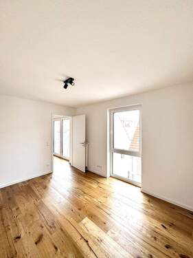 Schlafzimmer - 3 Zimmer Etagenwohnung in Kaiserslautern