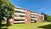 Außenansicht - ENDETAGE & PARKNÄHE: Eigentumswohnung mit Balkon und Stellplatz