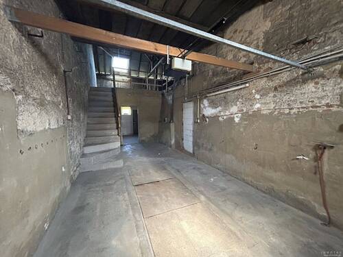 Garage - 