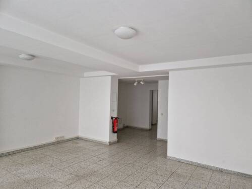 Raum 1 - 3 Zimmer Gewerbeobjekt (Büro, Produktion, Verkauf) zum Kaufen in Halle (Saale)