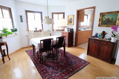 Esszimmer mit Erker - 3 Zimmer Etagenwohnung in Remseck