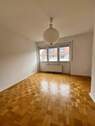 SZ - 2 Zimmer Etagenwohnung zur Miete in Frankfurt am Main
