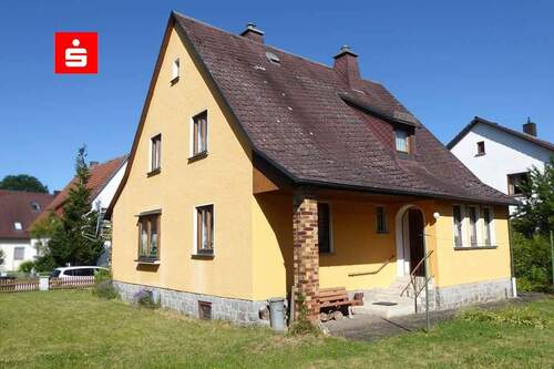 Außenansicht - Ein-Zweifamilienhaus in Neuenmarkt