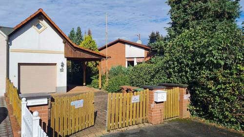 Zugang - 5 Zimmer Einfamilienhaus zum Kaufen in Röttenbach